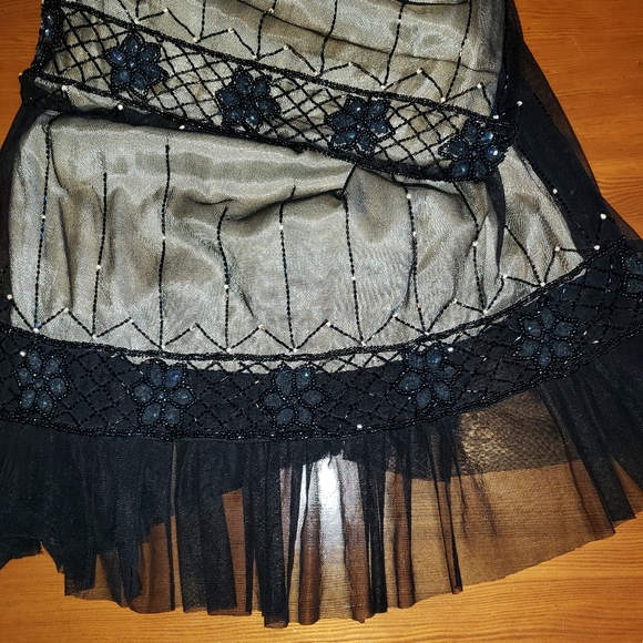 Beaded neck sheer layered dress flapper - Picture 4 of 11